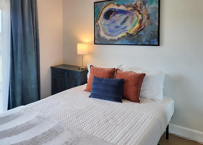 Balconies & Views: Modern Abode In Poway!